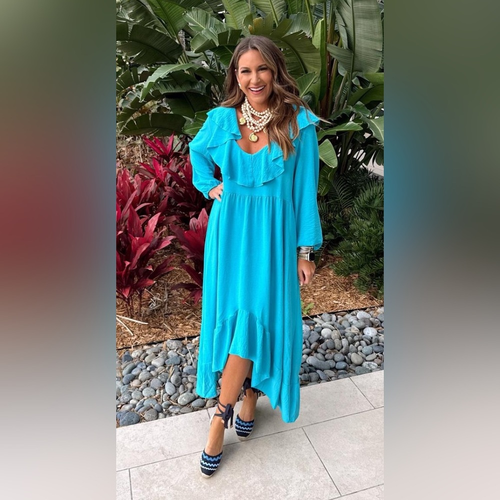 Boohoo long sleeve ruffle detail maxi size 6 worn once